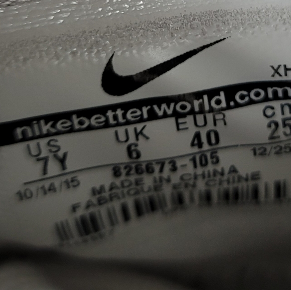 NIKE KYRIE 2 (GS) "EASTER" WHITE JADE LILAC826673-105 SIZE 7Y WOMENS - Picture 6 of 7